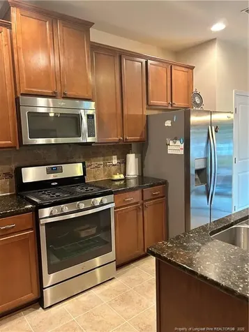 908 Merchants Court Sanford NC 27330
