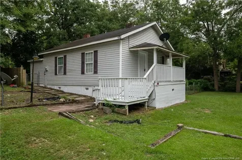 1913 Burnett Avenue Fayetteville NC 28306