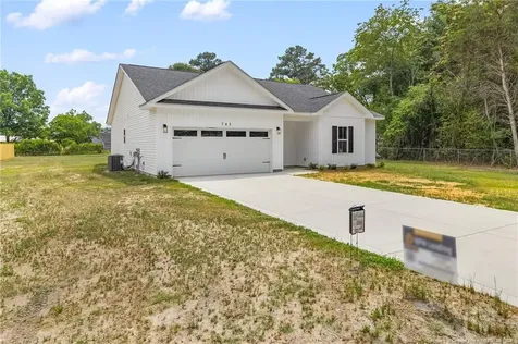 745 Porter Road Hope Mills NC 28348