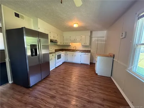 232 Hendrix Road Raeford NC 28376