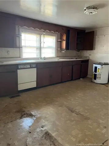 1712 Hayes Road Spring Lake NC 28390