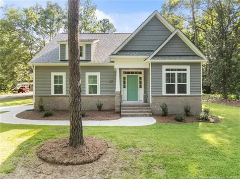 816 Red Hawk Place Vass NC 28394