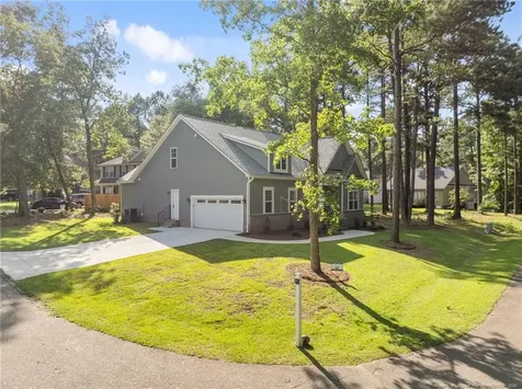 816 Red Hawk Place Vass NC 28394