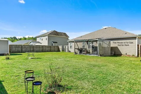 113 Meherrin Loop Raeford NC 28376