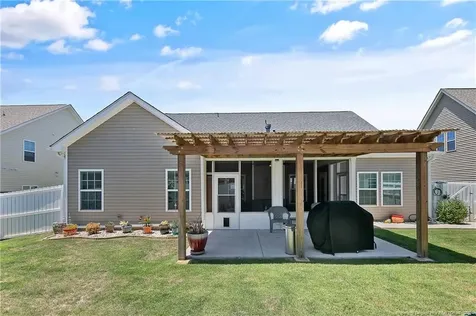 196 Brentmoor Drive Raeford NC 28376
