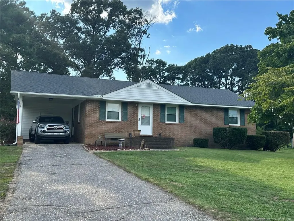 626 Pleasant Loop Fayetteville NC 28311