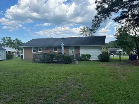 626 Pleasant Loop Fayetteville NC 28311