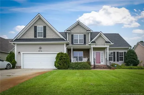 5732 Gentleman Drive Hope Mills NC 28348