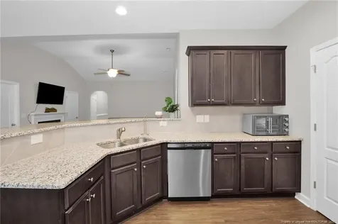 6639 Ramsey Street Fayetteville NC 28311