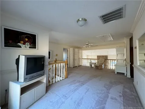 908 E Prospect Avenue Raeford NC 28376