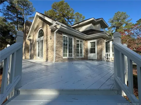 908 E Prospect Avenue Raeford NC 28376