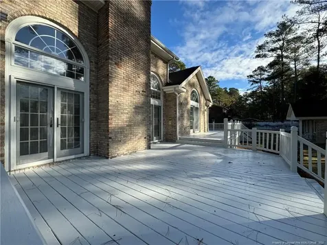 908 E Prospect Avenue Raeford NC 28376