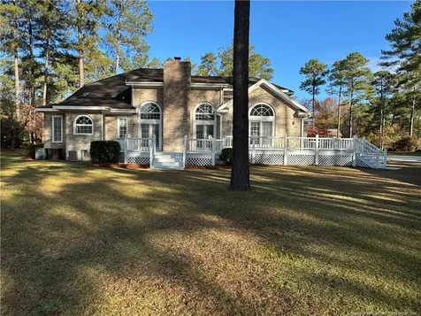 908 E Prospect Avenue Raeford NC 28376