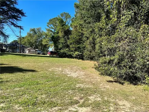 122 N 1st Street Spring Lake NC 28390