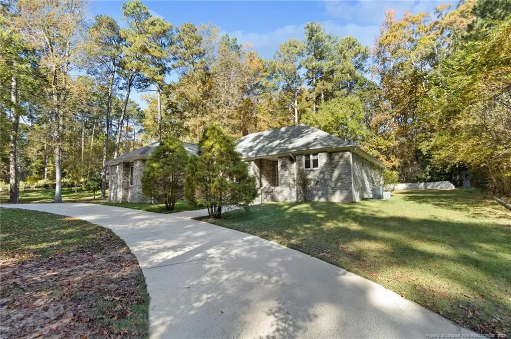 912 Botany Woods Drive Sanford NC 27330