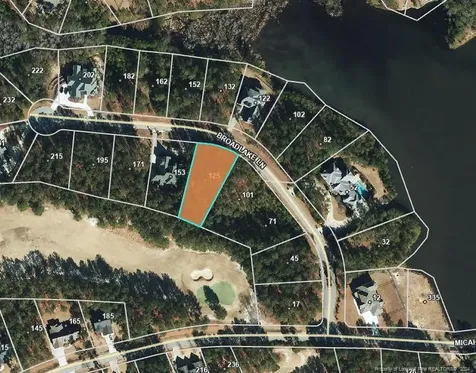 125 Broadlake (647) Lane Spring Lake NC 28390
