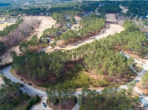 125 Broadlake (647) Lane Spring Lake NC 28390