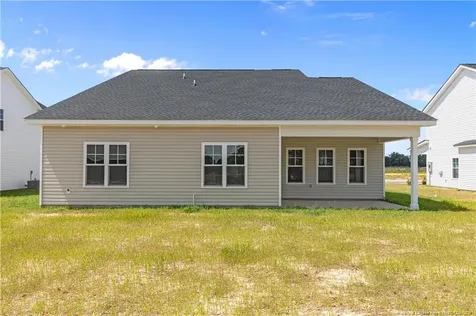 142 Peeler Circle Raeford NC 28376