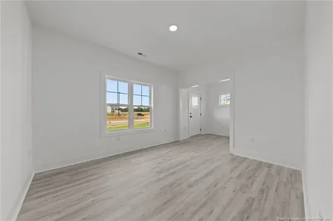 142 Peeler Circle Raeford NC 28376