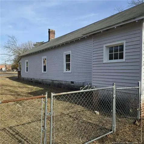 223 E Vance Street Laurinburg NC 28352