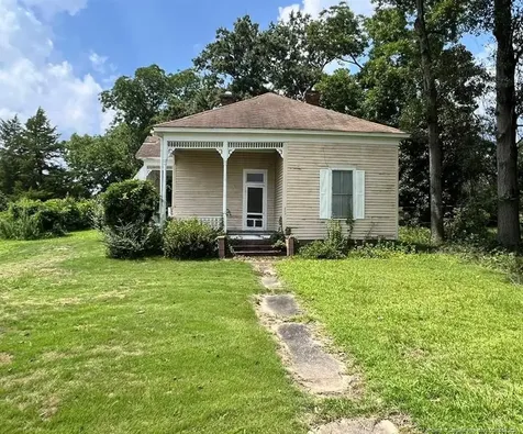 203 N Hines Street Rowland NC 28383