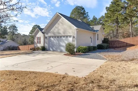 610 Seymour Street Aberdeen NC 28315