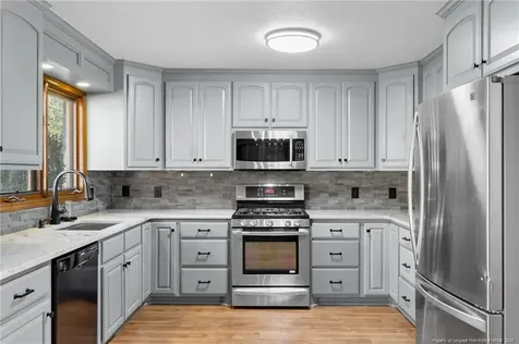 527 Perth Drive Sanford NC 27332