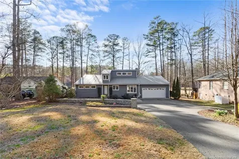 527 Perth Drive Sanford NC 27332