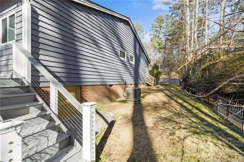 527 Perth Drive Sanford NC 27332