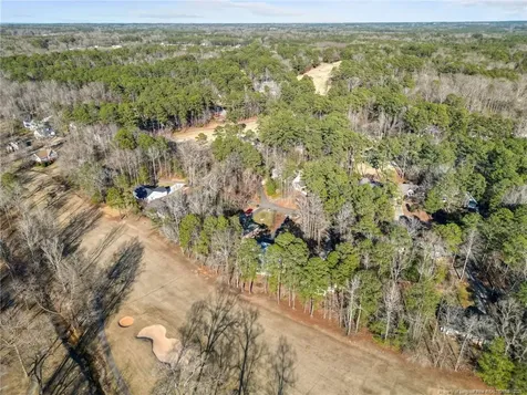 527 Perth Drive Sanford NC 27332