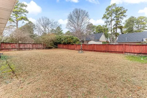 5712 Pepperbush Drive Fayetteville NC 28304