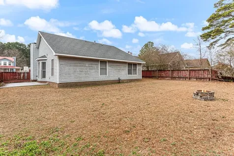 5712 Pepperbush Drive Fayetteville NC 28304