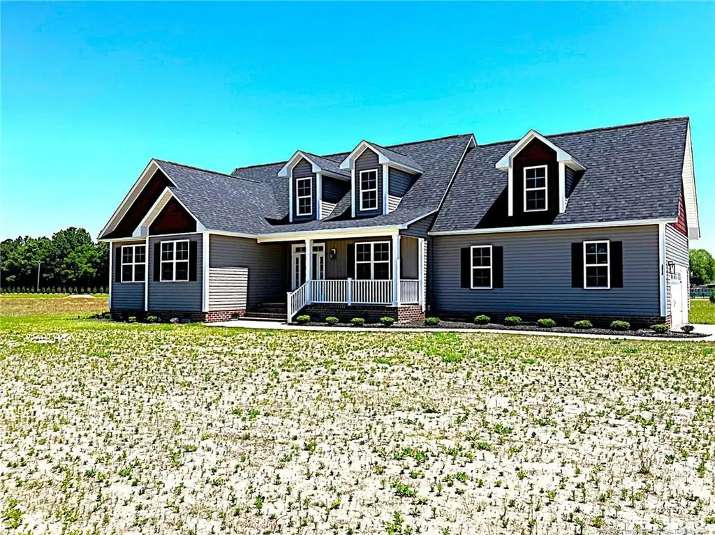 3018 Dinwiddle Drive Wade NC 28395