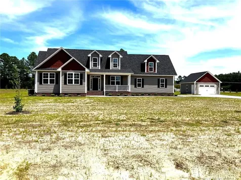 3018 Dinwiddle Drive Wade NC 28395
