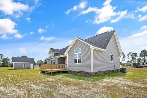 3018 Dinwiddle Drive Wade NC 28395