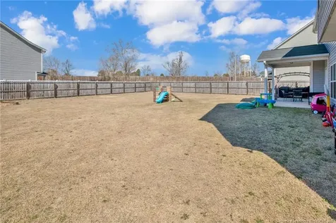 284 Weston Woods Street Raeford NC 28376