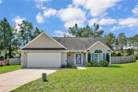 112 Holly Oak Circle Bunnlevel NC 28323
