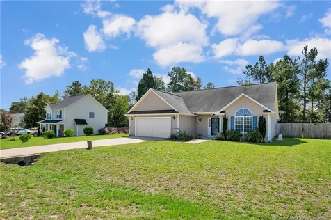 112 Holly Oak Circle Bunnlevel NC 28323