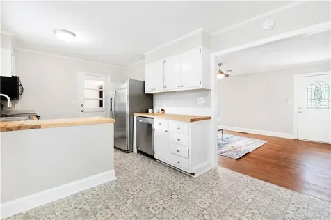 129 Hunter Circle Fayetteville NC 28304