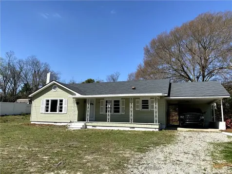 1502 Gillespie Street Fayetteville NC 28306