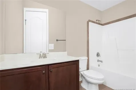 1093 Saint Johns Loop Raeford NC 28376