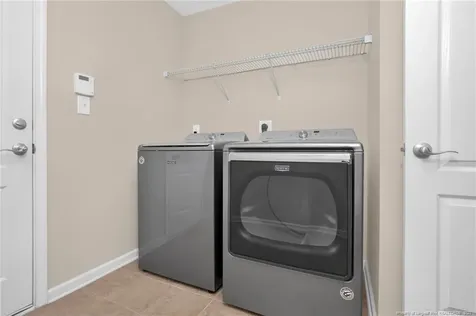 1093 Saint Johns Loop Raeford NC 28376