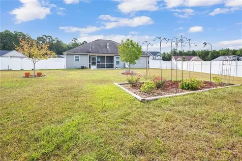 1093 Saint Johns Loop Raeford NC 28376