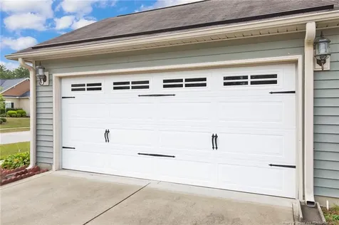 1093 Saint Johns Loop Raeford NC 28376