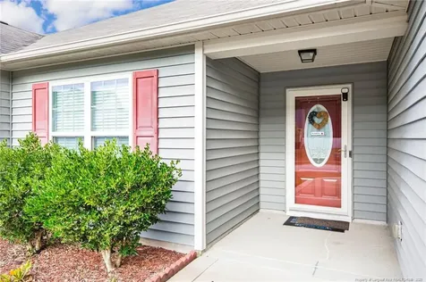 1093 Saint Johns Loop Raeford NC 28376