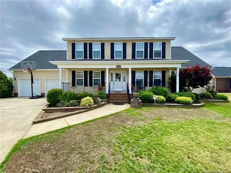 3705 Lockerbie Court Fayetteville NC 28306