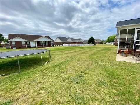 3705 Lockerbie Court Fayetteville NC 28306