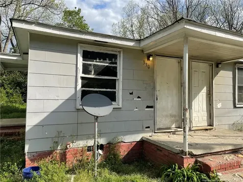 324 Rhew Street Fayetteville NC 28303