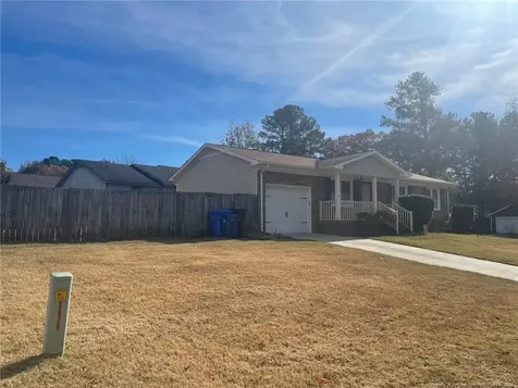 7335 Van Grayson Loop Fayetteville NC 28314