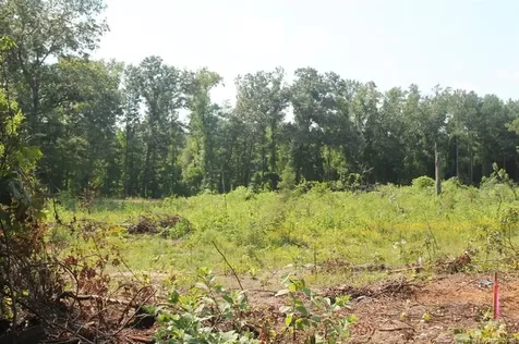Laurinburg Road Highway S Raeford NC 28376